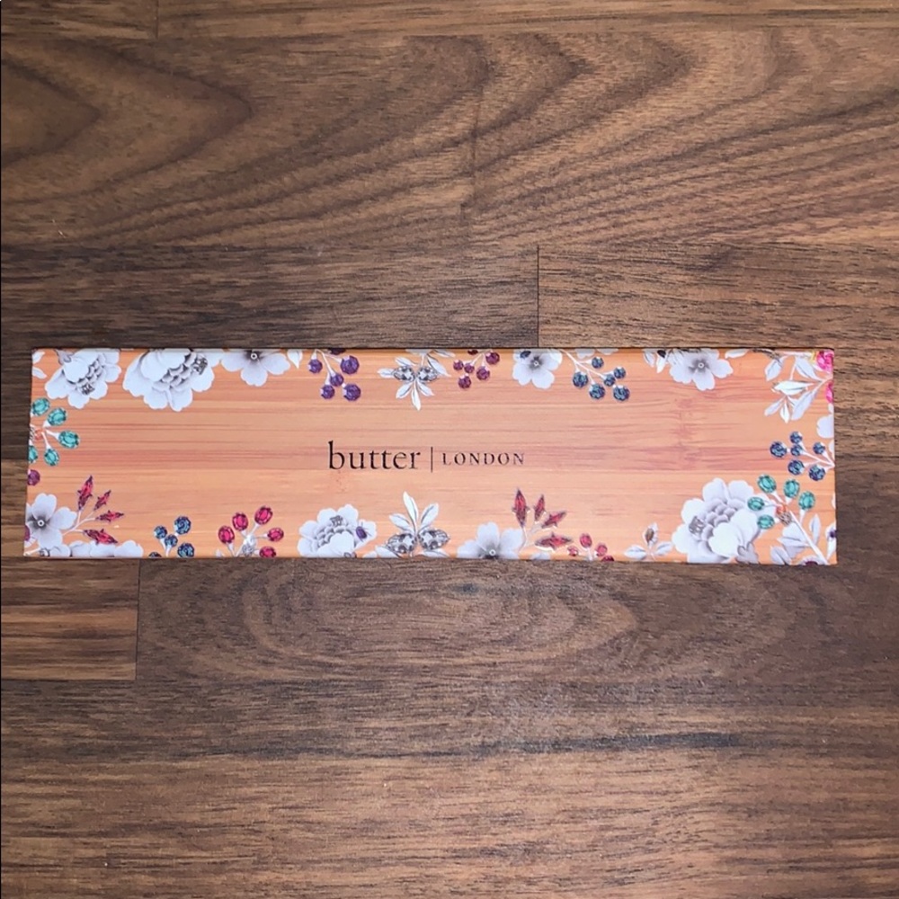 butter Landon Eyeshadow Pallet Natural Goddess